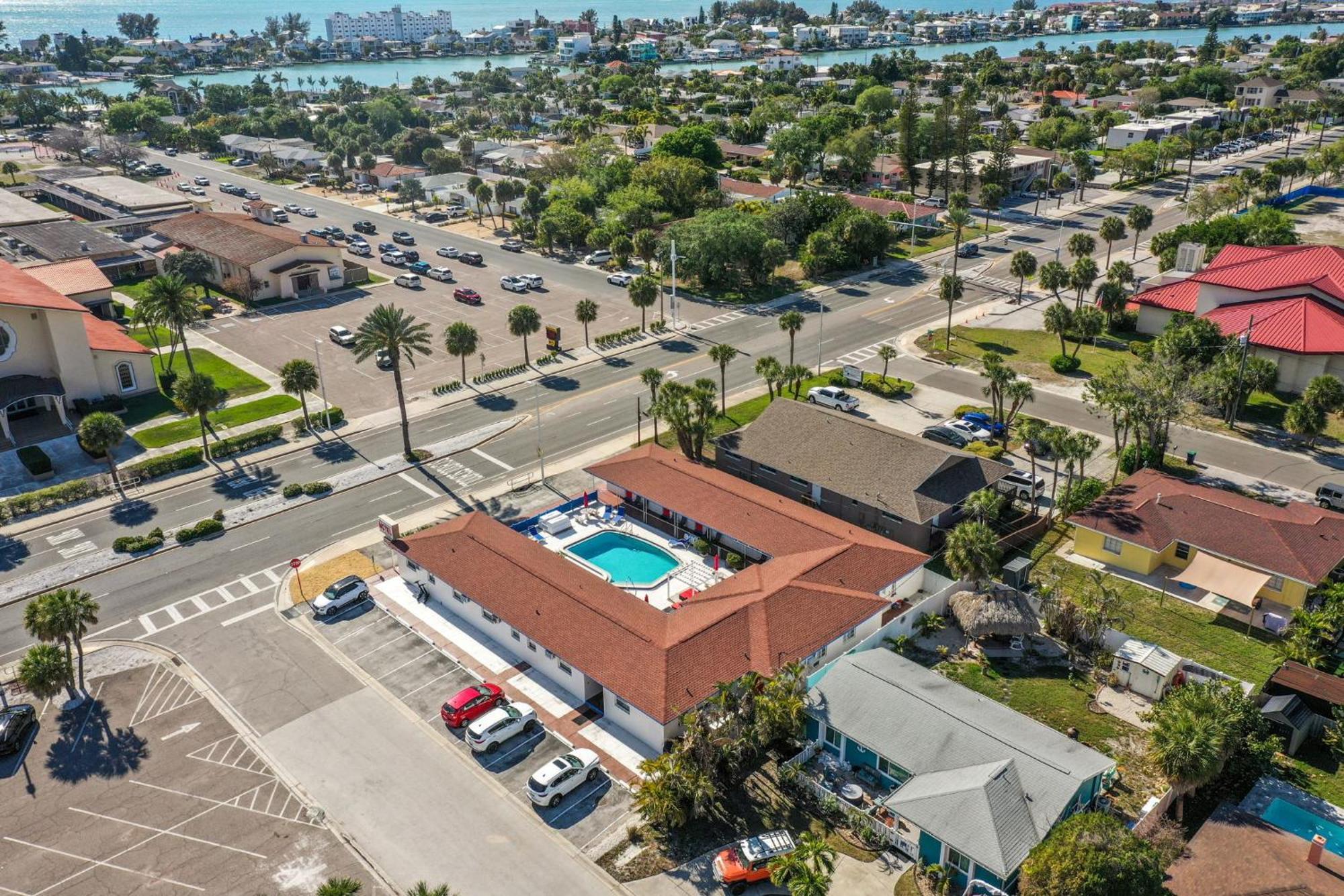 Sun Island Motel 圣徒皮特海滩 外观 照片